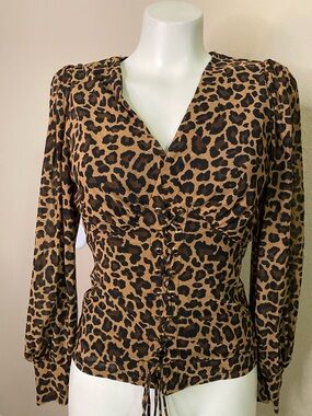 Ember Leopard Print laceup front rock n roll bell sleeve Shirt S 🖤